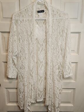 DOUBLE TAKE White Lace Sweater/Robe/Swim Coverup Sheer Floral Open Front